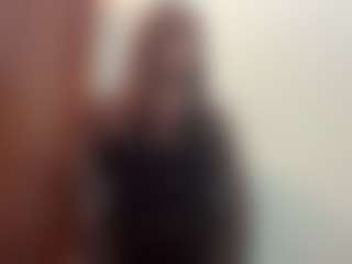 Spettacolo in cam dal vivo con Mary - Amateur su Camsoda