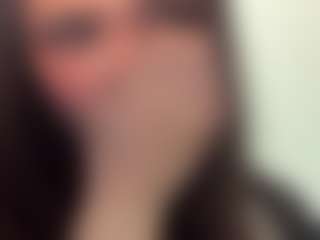 Live cam show with Mary - Facial on Camming Site