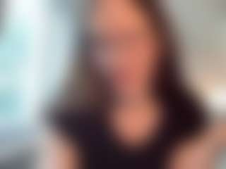 RoseleeMcdeavitt's Live Sex Cam Show