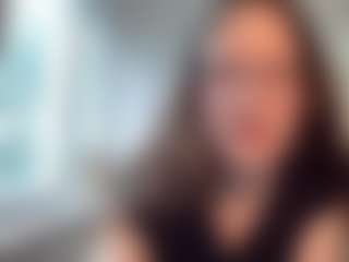 RoseleeMcdeavitt's Live Sex Cam Show