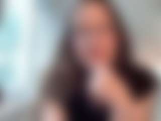RoseleeMcdeavitt's Live Sex Cam Show