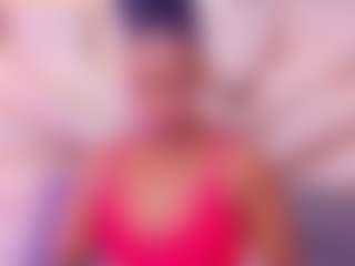Live cam show with rossiecameron - Ebony on Uber Horny | colombia