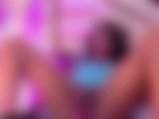 rossiecameron's Live Sex Cam Show
