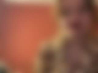 SandaMazzarella's Live Sex Cam Show