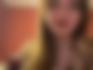 SandaMazzarella's Live Sex Cam Show