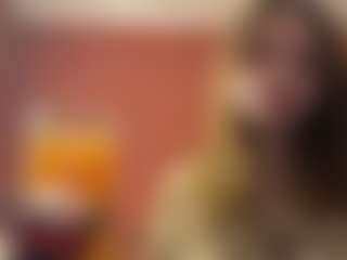 SandaMazzarella's Live Sex Cam Show