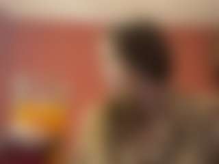 Live cam show with SandaMazzarella - New Young Adult on livesuperchat.net