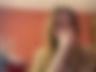 SandaMazzarella's Live Sex Cam Show