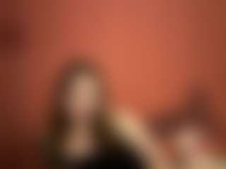 Live cam show with SandaMazzarella - Athletic Young Adult on Chatstar