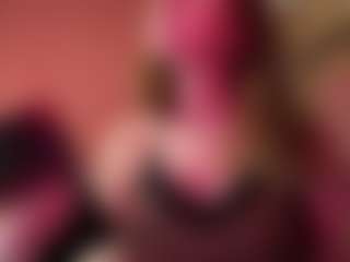 SandaMazzarella's Live Sex Cam Show