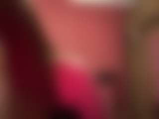 Live cam show with SandaMazzarella - College Teen (18+) on TeamSkeetLive