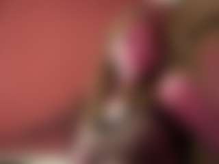Live cam show with SandaMazzarella - New Young Adult on Dare Cams