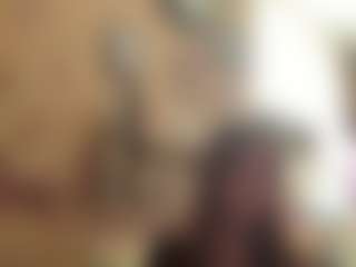 SandaMazzarella's Live Sex Cam Show