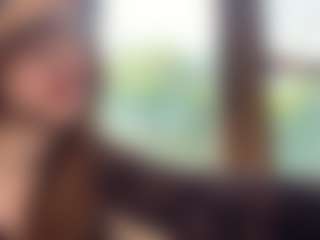 SandaMazzarella's Live Sex Cam Show