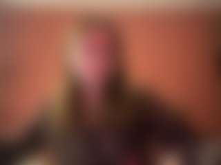 SandaMazzarella's Live Sex Cam Show