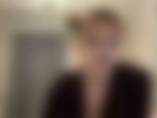 SandaMazzarella's Live Sex Cam Show