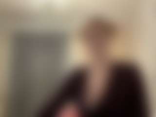 SandaMazzarella's Live Sex Cam Show