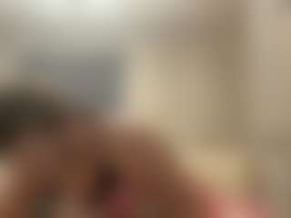 Live cam show with Sanda - Public on Milfs Live