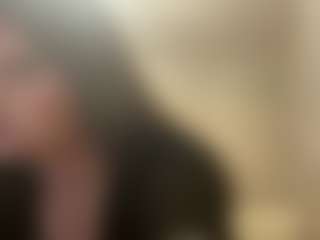Live cam show with Sanda - Genital Piercings on Dolls Live