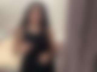 Izzabel's Live Sex Cam Show