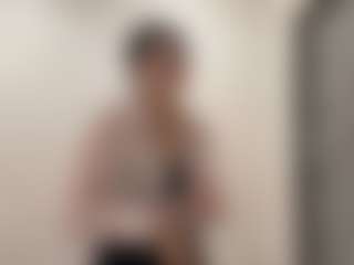 Izzabel's Live Sex Cam Show