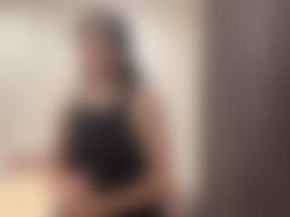 Izzabel's Live Sex Cam Show