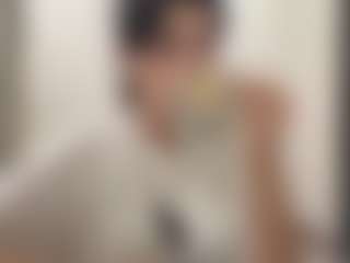 Live cam show with Izzabel - Squirt Young Adult on Milfs Live