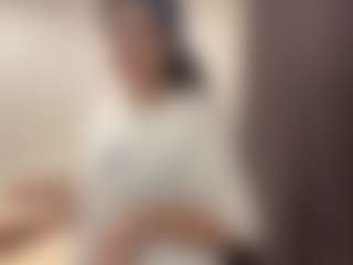 Live cam show with Izzabel - Deepthroat on Camsoda