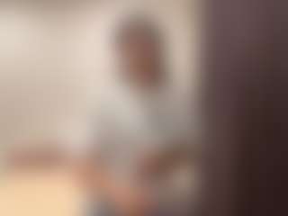 Izzabel's Live Sex Cam Show