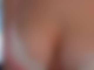 Live cam show with Ancientpeek - Upskirt on chickslive.net