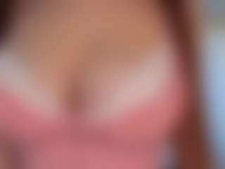 Live cam show with Ancientpeek - Skinny on Milf Play