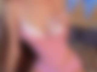 Live cam show with Ancientpeek - Upskirt on iamadamtest123.com