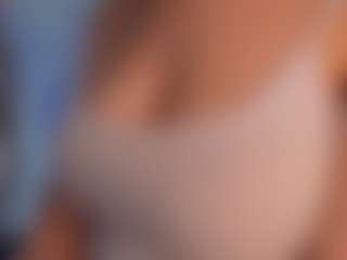 Live cam show with Ancientpeek - Upskirt on Mixed Magazine Live