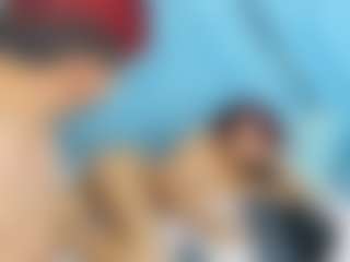 AresAndLexxy's Live Sex Cam Show