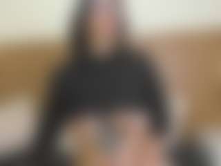 Live cam show with AriaAura - New Brown Eyes on Cam Slut