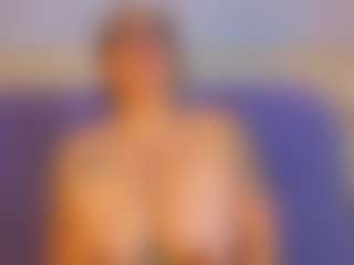 AriaAura's Live Sex Cam Show