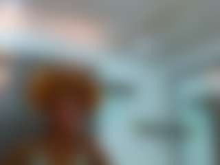 Live cam show with AshleysofiaTheninson - Muscular on AdultVida.com