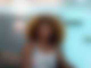 Live cam show with AshleysofiaTheninson - Brown Eyes on Uber Horny