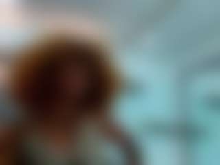 Live cam show with AshleysofiaTheninson - Muscular on StripNow
