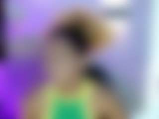 Live cam show with AshleysofiaTheninson - Brown Eyes on Hubzter Live
