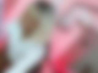 Live cam show with AshleysofiaTheninson - Brown Eyes on luckytryst.com