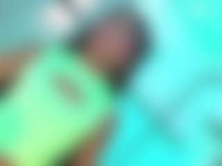 Live cam show with AshleysofiaTheninson - Brown Hair on StripNow