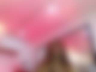 Spettacolo in cam dal vivo con AshleysofiaTheninson - Muscular su Camsoda