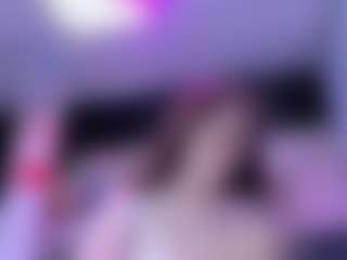 Live cam show with Mia - Gag on Chatstar