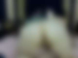 Live cam show with Mia - Camel Toe on SinfulBabes
