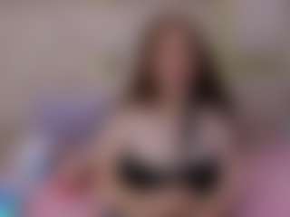Live cam show with Mia - Red Hair on CamClone
