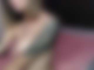 RonaRichi's Live Sex Cam Show