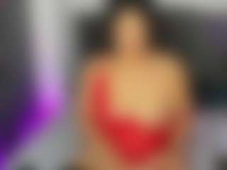 Live cam show with roxanne4u - Hairy Pussy MILF on Camsoda