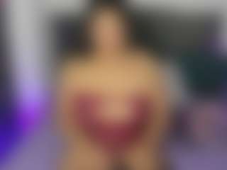 roxanne4u's Live Sex Cam Show