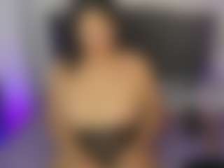 Live cam show with roxanne4u - Handjob on Soda Cam